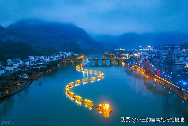 齐云山 2 天 1 夜攻略：赏云海看非遗，徒步路线全落地