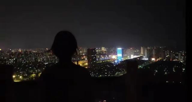 开辟夜登孔望山 带动夜间经济