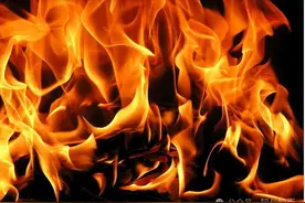 两个“火”组成“炏”是啥，咋读？“火炎炏燚焱”都是啥意思？图片