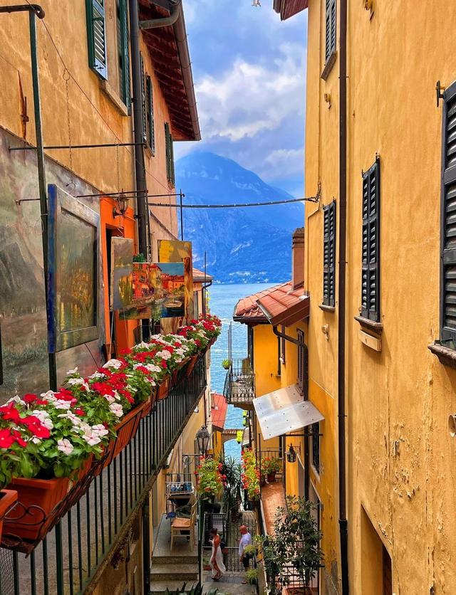 骑行圈内幕曝光：大佬们都去这！奶牛一脚踏两国，这个小城太硬核