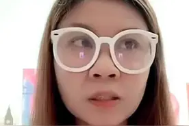 交黑人男友剪清朝辫，过气网红安琪儿海底捞再出奇招，父母默认？图片