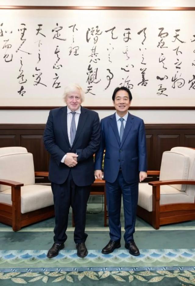 赖清德称“台湾不属于中国”，解放军终于亮剑，大陆六字预言结局