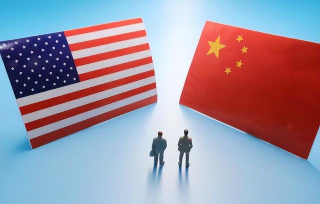 特朗普还未登机访华，大批美国坦克将运往台岛，解放军动作更大