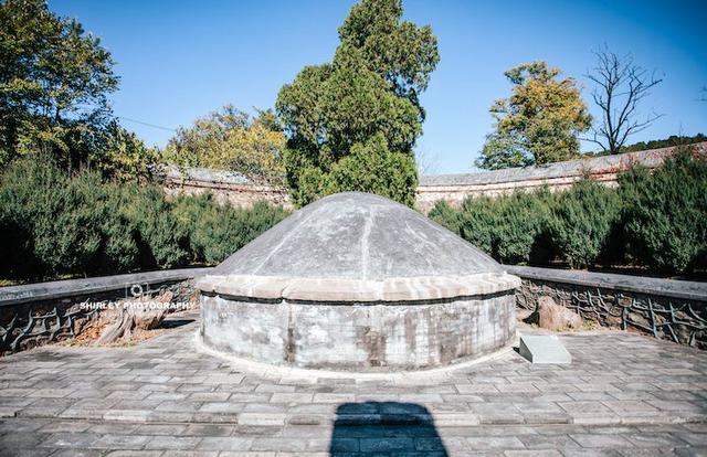 北京神秘的太监墓，地宫龙袍干尸名黄拙吾，为何被怀疑是洪承畴？