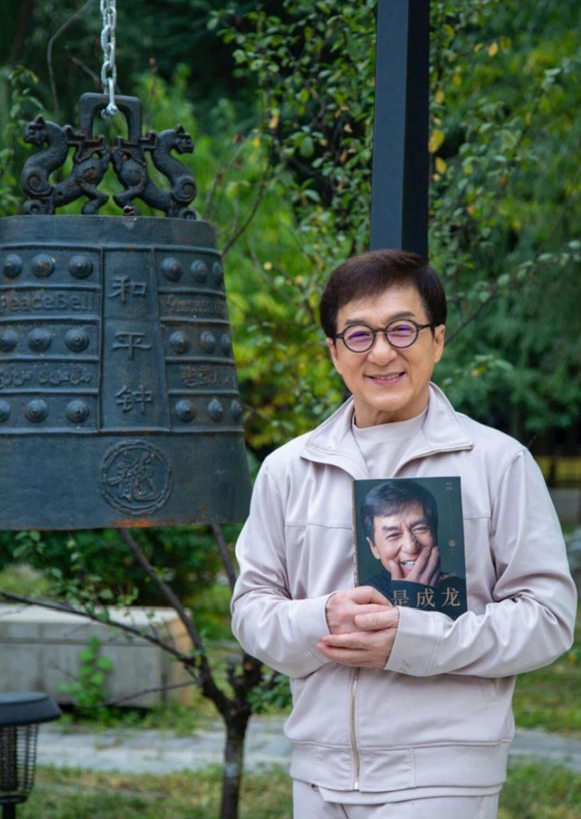 隐婚生子真相大白4个月，43岁房祖名真实现状曝光，成龙没说谎