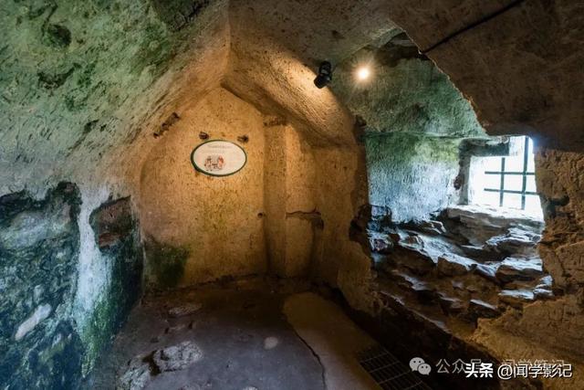 乐在旅途—亲吻布拉尼城堡“巧言石”