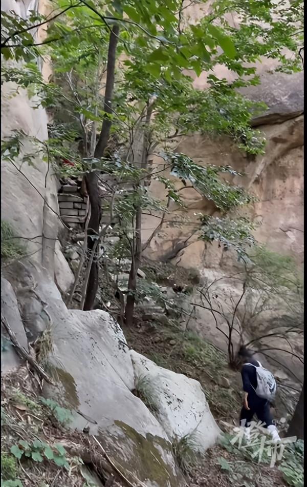 华山险峰发现神秘洞窟和汉代塑像？ 景区回应橙柿：相关地点已管控，不建议大家打卡