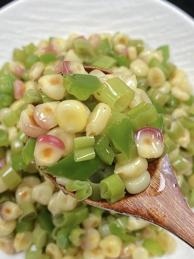 钾是香蕉50倍！中老年隔天吃这菜，腿脚有劲护肝脏，3种做法超香