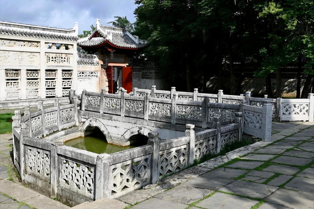 比南京更“明”的小城，就藏在贵州