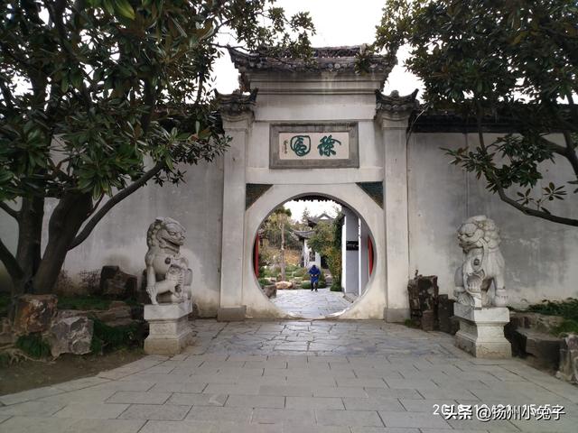 黄金周，跨越了高山大海，却躲不过人生人海