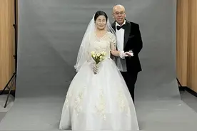 定格幸福！长春市牡丹园社区开展老年婚纱照拍摄公益活动图片