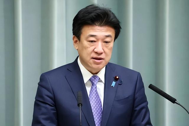 新仇旧恨一起算！拒不认错的高市，终于等来了中方“最后通牒	”！