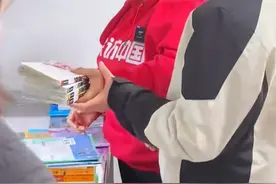 霸凌式教育引众怒：教育专家赵菊英家访视频曝光，网友评论区炸锅图片