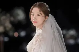 火辣金徐智大胆出演，揭露韩国财阀底下的女星生活图片