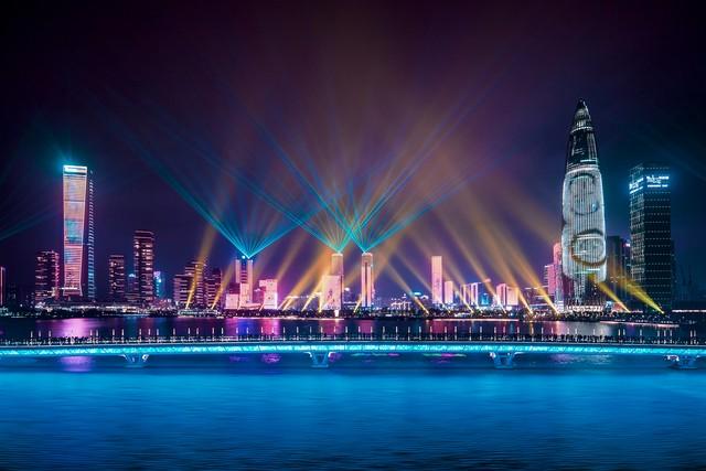 【深圳人私藏的“桃花源”被我曝光了】莲花山公园遛娃赏花全攻略