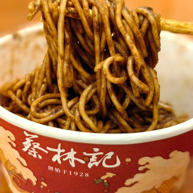 舌尖上的中国：十大美食之都的饕餮之旅