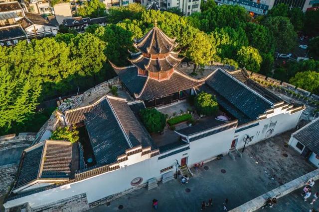 淡季来封神的地方，本地人清空收藏夹的的玩乐清单就看这篇了