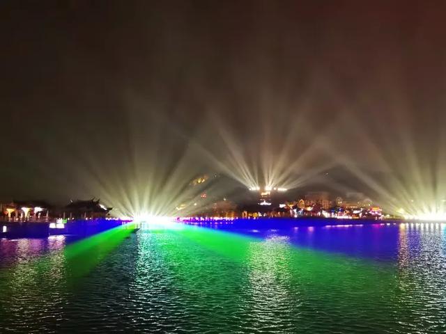 广济桥灯光秀 潮州的历史与浪漫