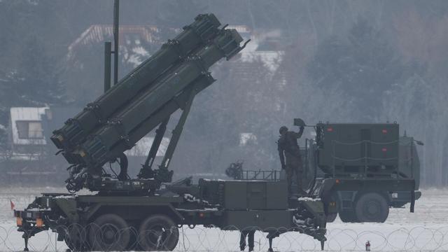 美国刚对台军售111亿，不到24小时，中方取消美国小麦全部订单