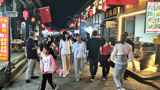 假期过半，昭化文旅市场持续升温，多元魅力点燃假日经济