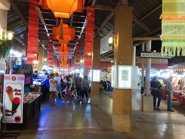 泰国虽然没有中国“发达”，但泰国人这件事做得比大多中国人好？