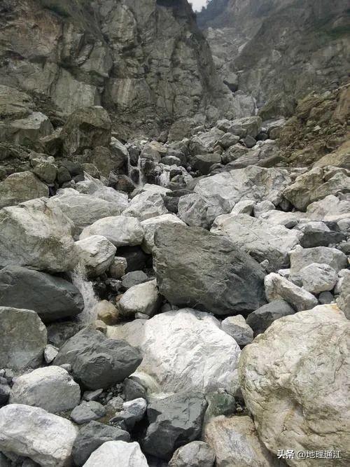 汶川地震中消失的景点，彭州银厂沟，你可曾见过它昔日惊艳模样？