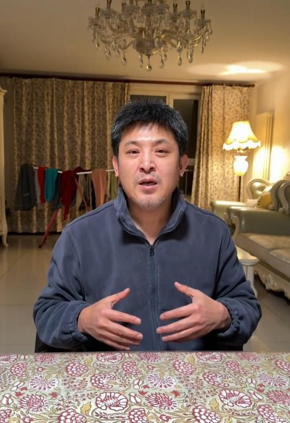 从95年首登春晚至今已参演20余届，孙涛宣布将不再参与春晚演出	，并重申不会直播带货