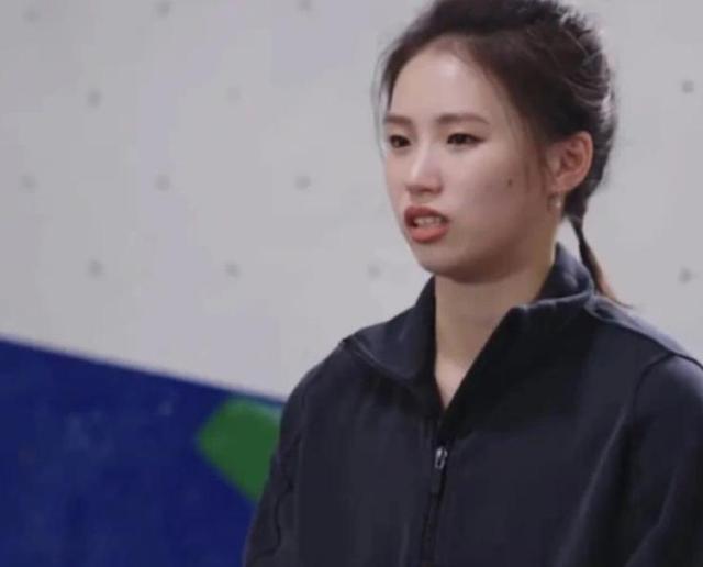 全运会夺冠1月后 陈芋汐接受专访