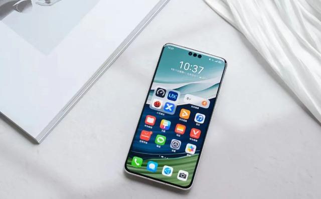 3799元！华为悄悄上架的这手机，让刚买Mate70的都后悔了