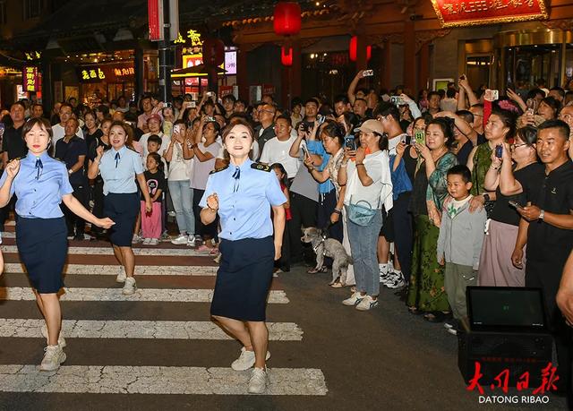 太嗨了!音乐巴士“快闪”大同,带你“唱”游古城~
