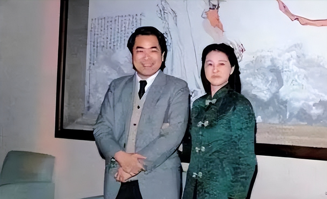 87岁的范增和37岁的徐萌才结婚1年，50岁的年龄差太让人非议了