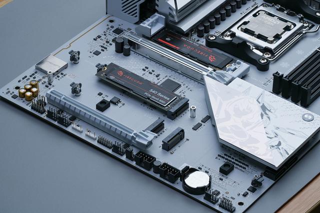 实测22款游戏！AMD RX9070是4K游戏入门卡还是爽玩卡？