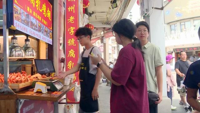 暑假近尾声 潮州古城旅游热度不减