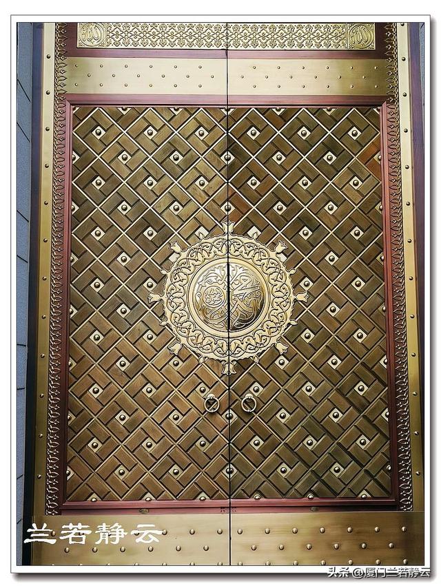 青海西宁市区里的几座清真寺 & 下南关美食街