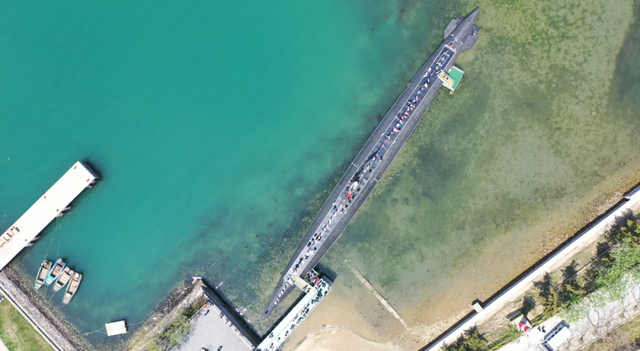 嗨 ~ 海 海 海 海 海 ~