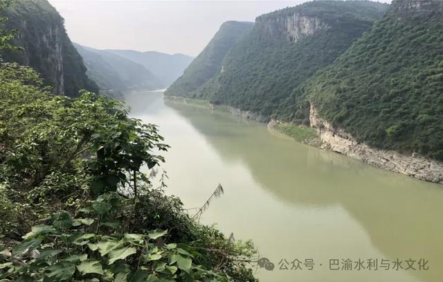 走进涪陵 感受乌江清澈澄碧之美