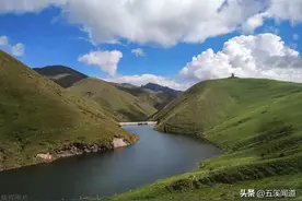 云南曲靖剿匪史：1950年，人家解放军在曲靖会泽勺冲角的剿匪斗争图片