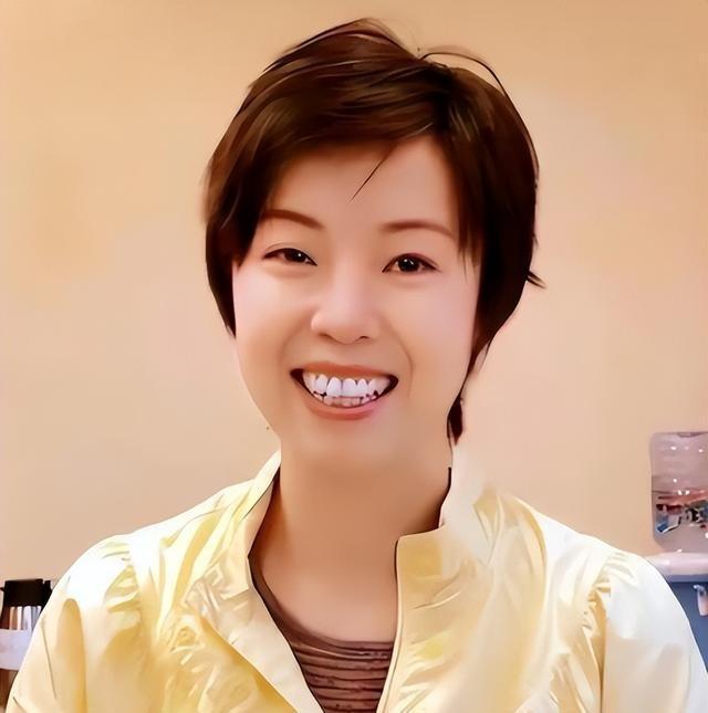 乒联“点名”，暴露退役14年张怡宁真实处境，原来邓亚萍真没说错