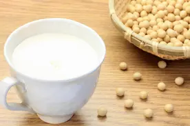 谣言粉碎机丨儿童经常喝豆浆会导致性早熟？图片