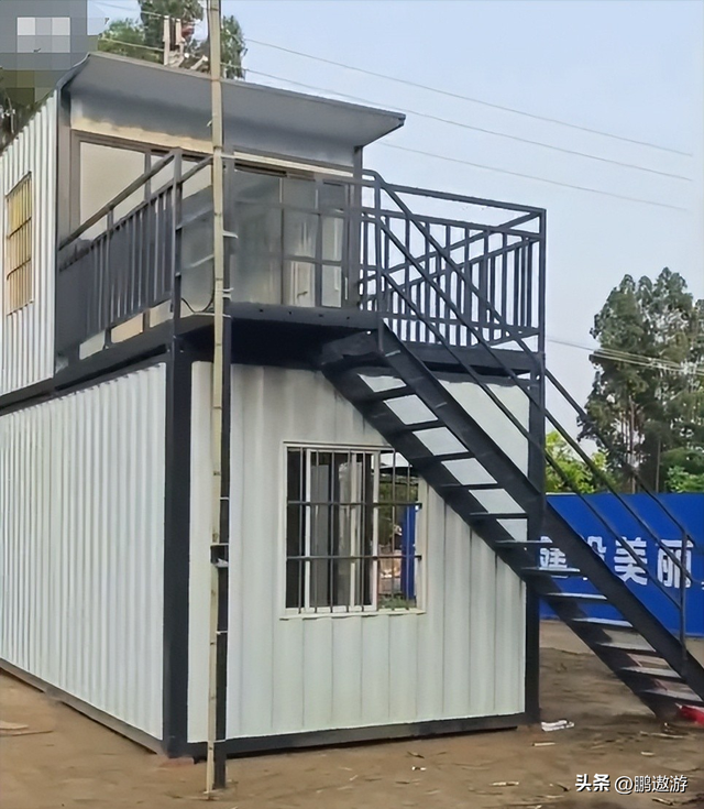 全红婵家别墅正式封顶，无人机环绕广告覆盖	，令人不适的事发生