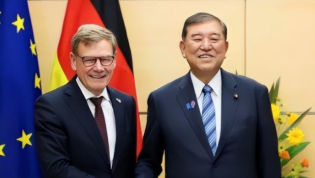 就在中国9.3大阅兵前，德国外长跑到日本，逼中方连退3步！外交部霸气发声，一番话不寻常