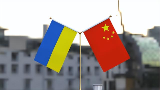 特朗普花了8个月，终于看清俄真面目，转头宣布乌能夺回全部失地