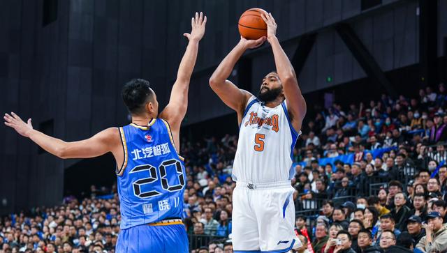 官宣！CBA第一豪门诞生，4巨头驰援北京队，争冠或提前大结局