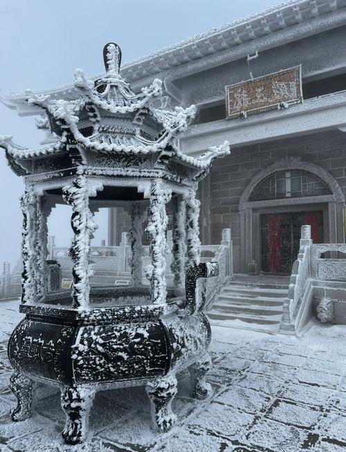 龙王连夜拍《冰雪奇缘3》！五台山片场曝光，网友尖叫：艾莎输了