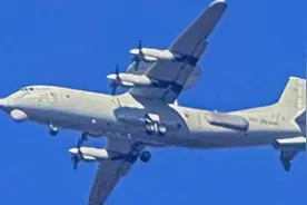 美媒曝光中国KJ-700刷号，指出雷达不会转动，号称“空中铺路爪”图片