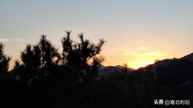 张家口市郊区还有如此丹霞地貌！