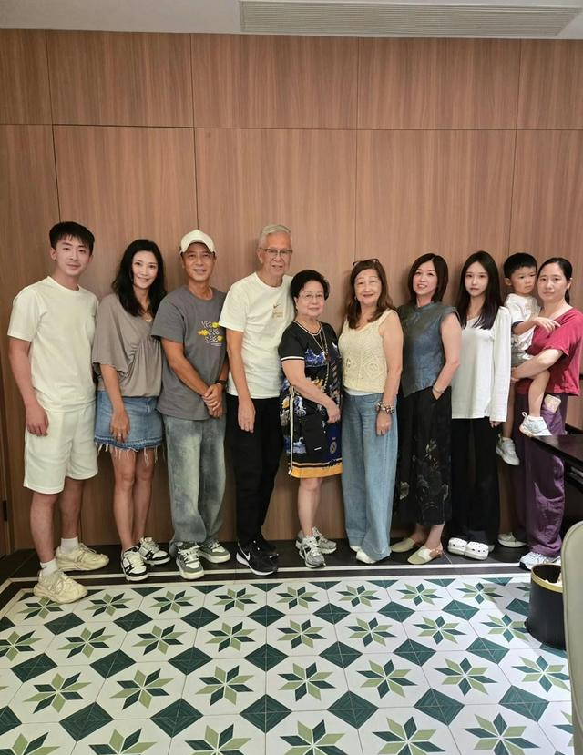 前港姐冠军公开发表家族声明，父亲与弟弟正式断绝父子关系