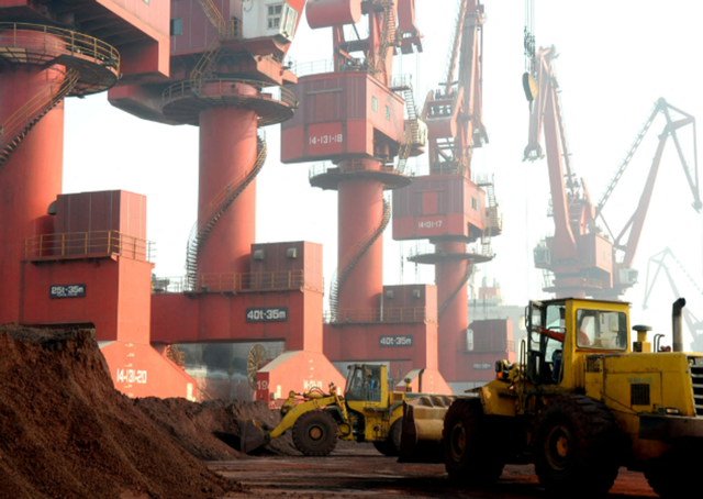 特朗普要求高市停止挑衅，日本别跳出来给中美添乱