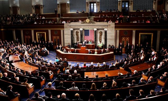 行动已经开始了！特朗普砸60亿夺岛，关键时刻，中国反将一军