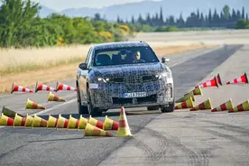 首款宝马新世代BMW iX3全球首试，国产版本最新进度出炉图片